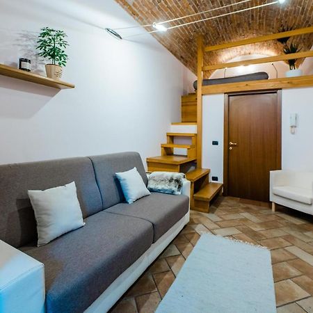 Feel - Sweet Old Town Apartment Бергамо Екстериор снимка