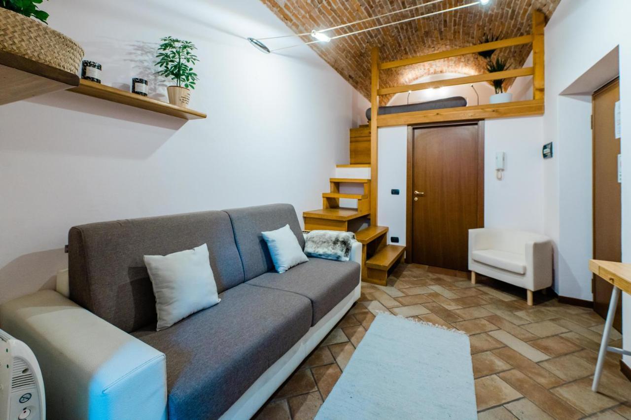 Feel - Sweet Old Town Apartment Бергамо Екстериор снимка