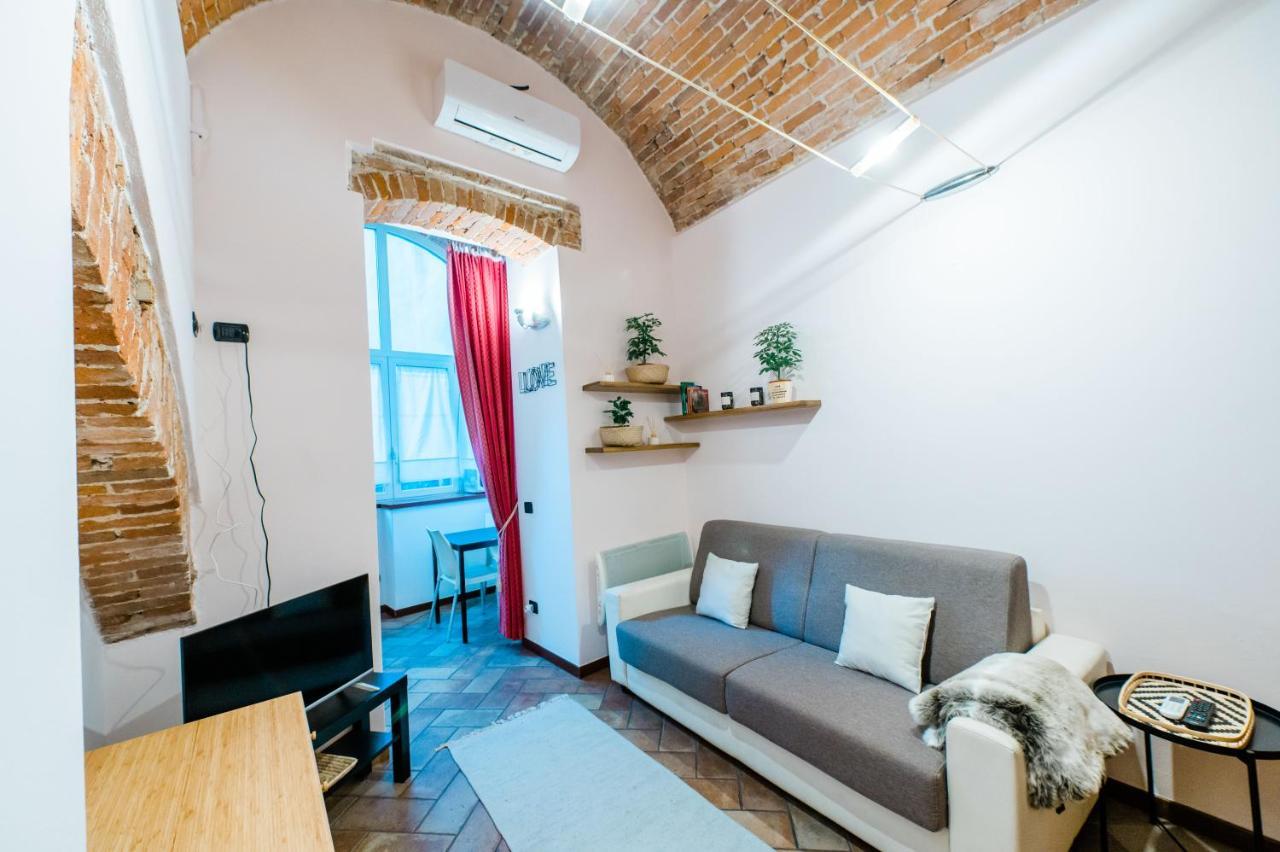 Feel - Sweet Old Town Apartment Бергамо Екстериор снимка